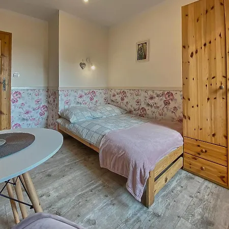 Dom Pod Wedrownym Aniolem Pansiyon *